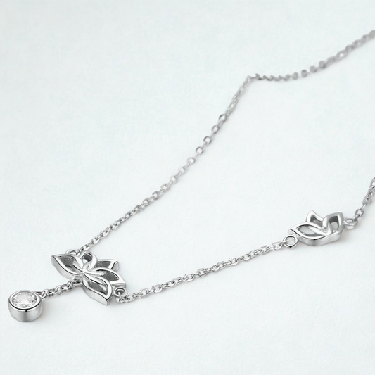 Collar con Colgante de Flor de Loto