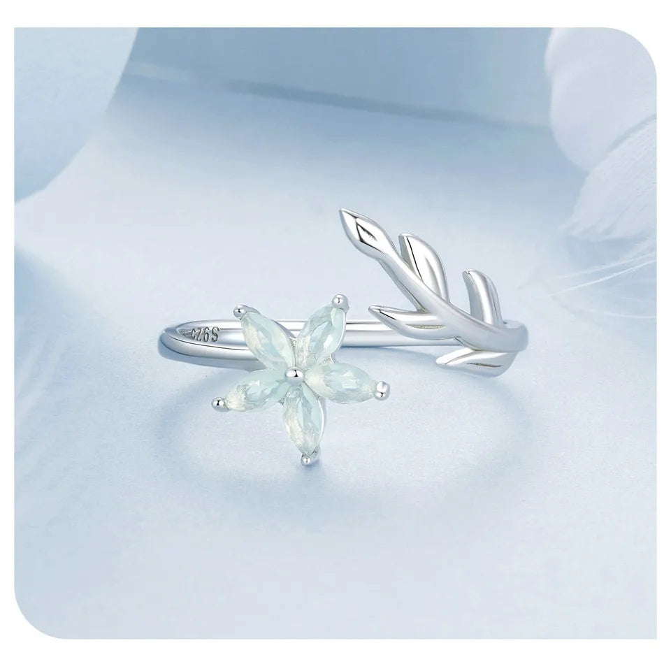 Anillo Ajustable Flor de Cristal