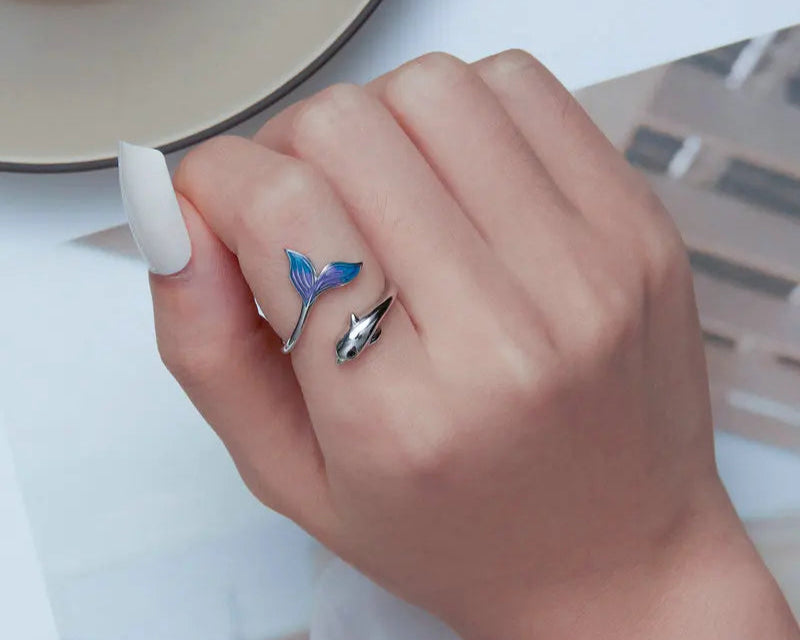 Anillo Ajustable Delfín Arcoíris