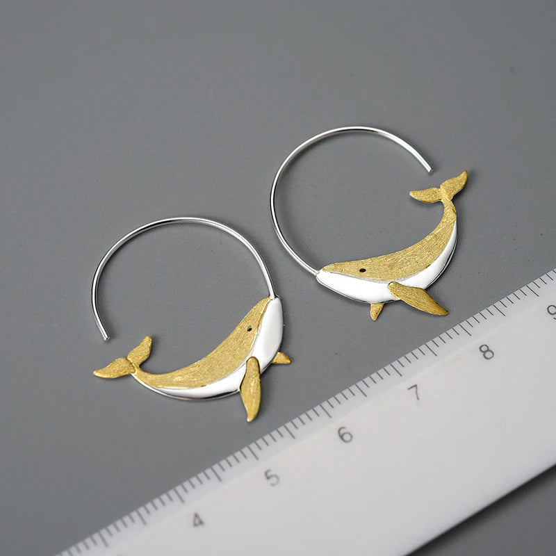 Pendientes Argollas de Ballena y Baño de Oro 18k