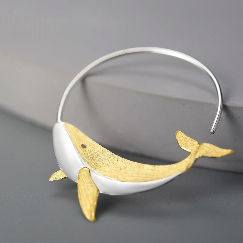 Pendientes Argollas de Ballena y Baño de Oro 18k
